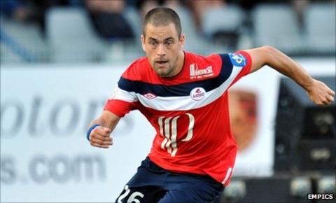 Lille midfielder Joe Cole