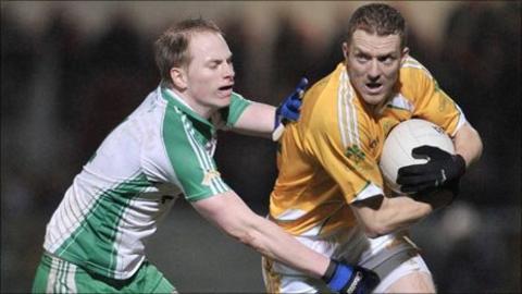 John Fegan and David McEntee in action at Pairc Esler