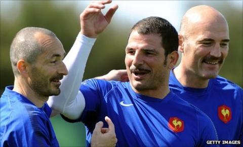 Marc Lievremont (centre)