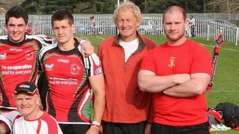 Phil Melling (centre) with Wales Students and coach Clive Griffiths (bottom left)
