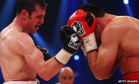 Matthew Macklin loses to Felix Sturm