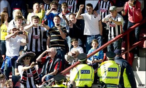 Dunfermline fans