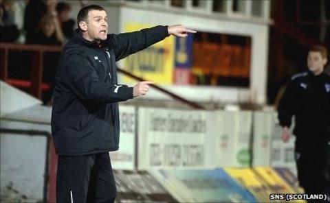 Dunfermline manager Jim McIntyre