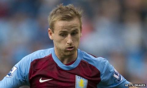 Aston Villa midfielder Barry Bannan