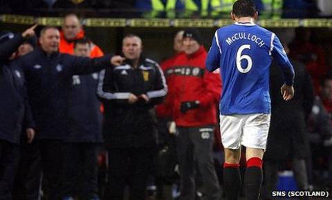 Lee McCulloch was sent off after 24 minutes at St Mirren Park