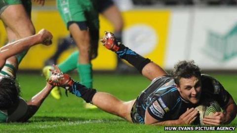 Ashley Beck scores
