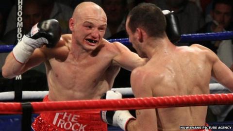 Gavin Rees (left) in action against Derry Mathews