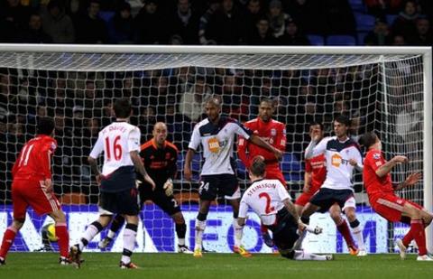 Gretar Steinsson hits Bolton's third