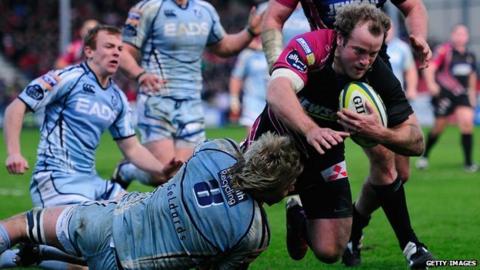 James Simpson-Daniel scores for Gloucester against cardiff Blues