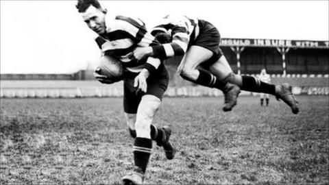 Rugby split into Union and League in 1885