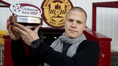 Motherwell striker Henrik Ojamaa