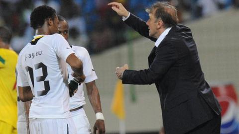 Goran Stevanovic gestures to his players during Ghana's 2-0 defeat to Mali