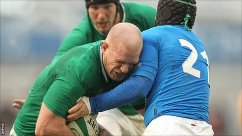 Paul O'Connell charges forward during Ireland's 42-10 win over Italy