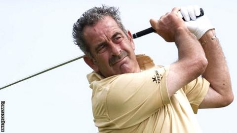 Scottish golfer Sam Torrance