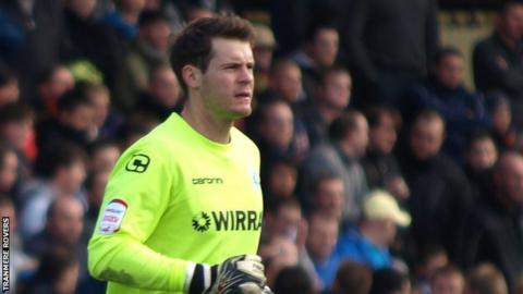Owain Fon Williams