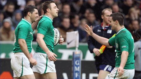 Tommy Bowe scored two tries against France