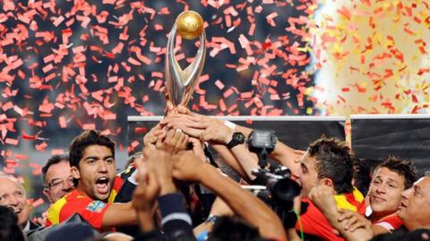Esperance of Tunisia celebrate winning the African Champions League in 2011