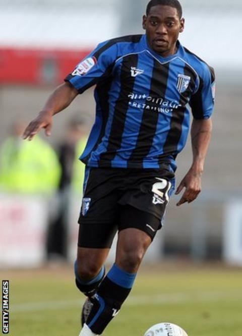Dennis Oli