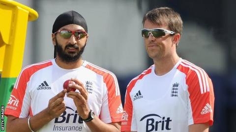 Monty Panesar, left, and Graeme Swann