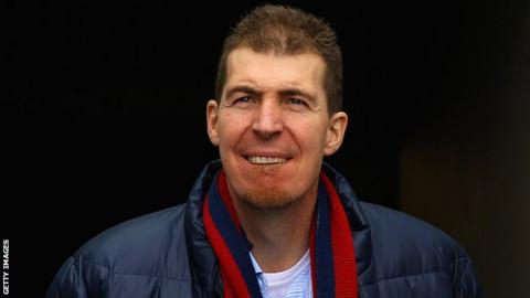 Jim Stynes played minor gaelic football for Dublin before starting his AFL career