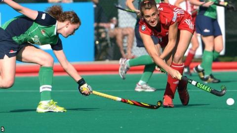 Ireland's Alex Speers challenges Barabra Nelen in Sunday's final