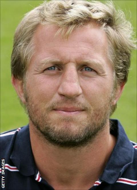Widnes Vikings head coach Denis Betts