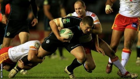 London Broncos take on Catalan Dragons