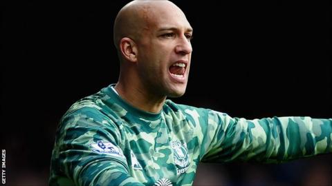 Everton goalkeeper Tim Howard