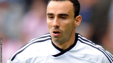 Leon Britton