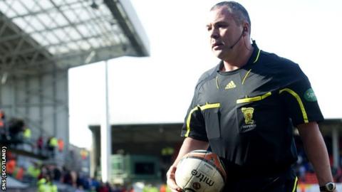 Referee Brian Winter