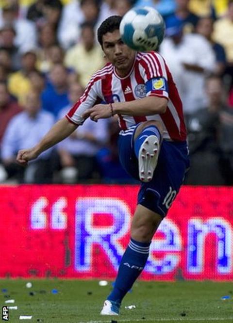 Salvador Cabañas in action for Paraguay in the friendly against his former side Club America last year