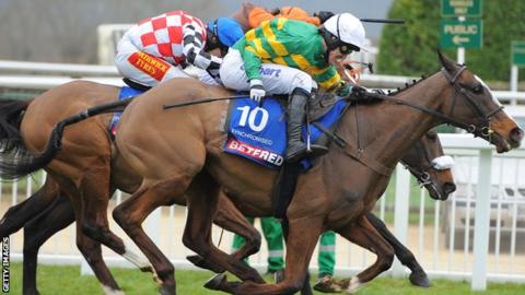 Synchronised, ridden by AP McCoy
