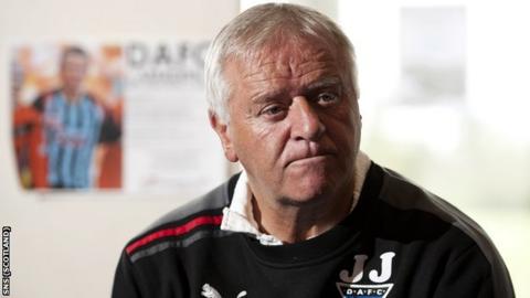 Dunfermline manager Jim Jefferies