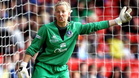 Everton keeper Rachel Brown