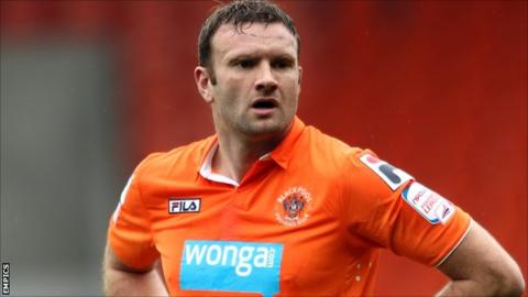 Blackpool defender Ian Evatt