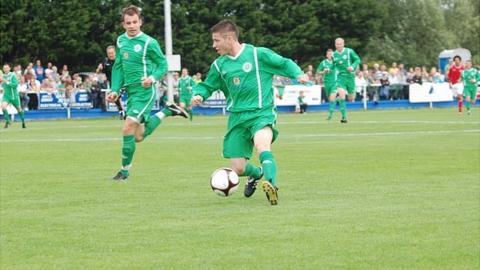 Muratti 2011: Guernsey v Jersey at the Track