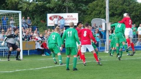 Jersey scoring in the 2011 Muratti Vase final