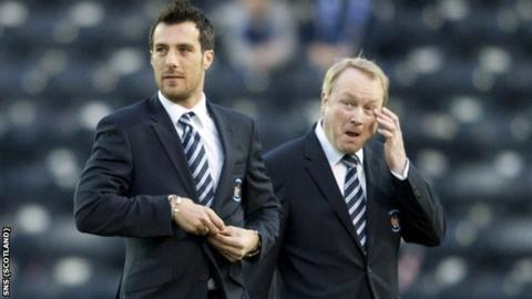 Pascali and chairman Michael Johnston announce the new contract