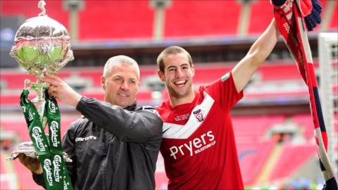 Gary Mills and Matty Blair
