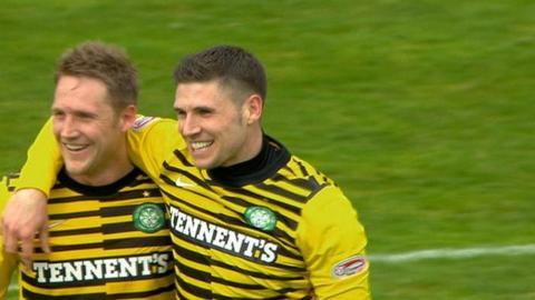 Celtic forwards Kris Commons and Gary Hooper