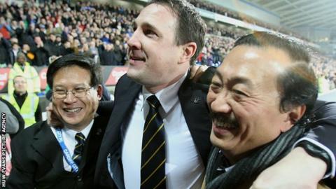 Cardiff chairman Dato Chan Tien Ghee, manager Malky Mackay and investor Vincent Tan