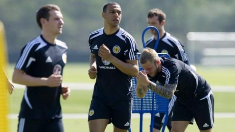 Matt Phillips (centre) trains with Scotland in Florida