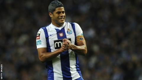 Porto forward Hulk