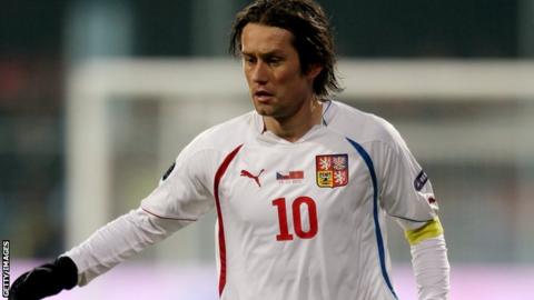 Czech Republic midfielder Tomas Rosicky