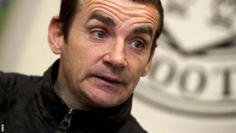 St Mirren manager Danny Lennon