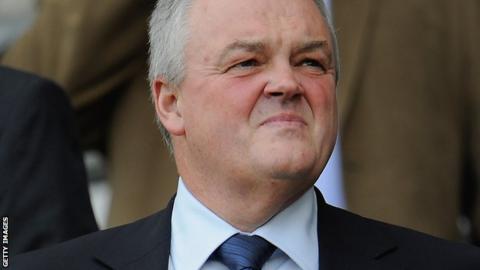 Bolton chairman Phil Gartside