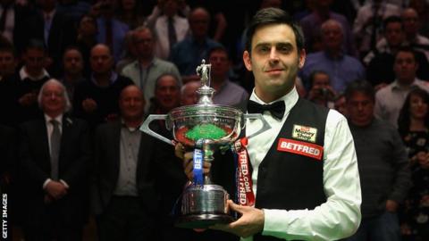 Ronnie O'Sullivan poses with the World championship