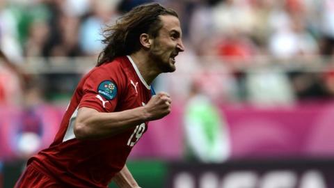 Highlights: Greece 1-2 Czech Republic