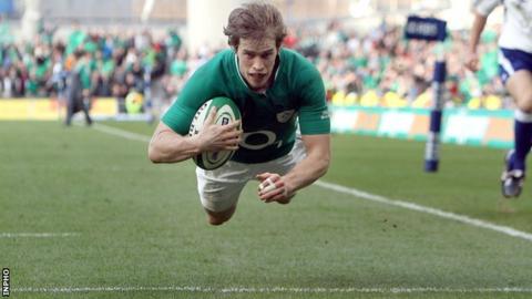 Andrew Trimble replaces Simon Zebo in the Ireland team