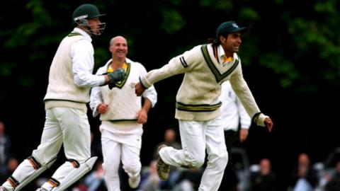 Staffordshire CCC in action